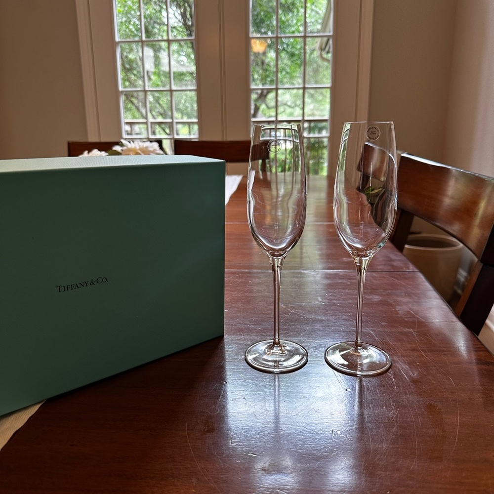 Tiffany & Co. Crystal Champagne Flutes with Signature Tiffany Blue Box - Picture 2 of 4